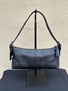 🕶️Vintage Y2K Coach Hamptons Demi Baguette Bag🕶️